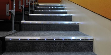 Iluminación LED de escalones